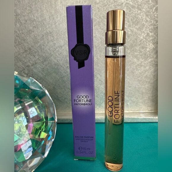 Viktor & Rolf Good Fortune Eau de Parfum – Travel Spray 10ml - Picture 16 of 17